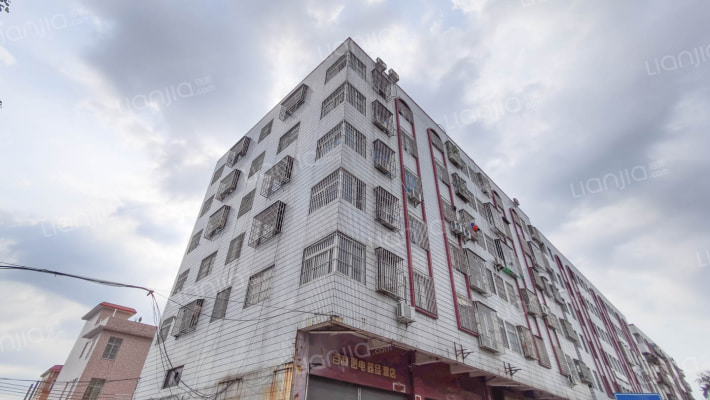 三路队楼外景图