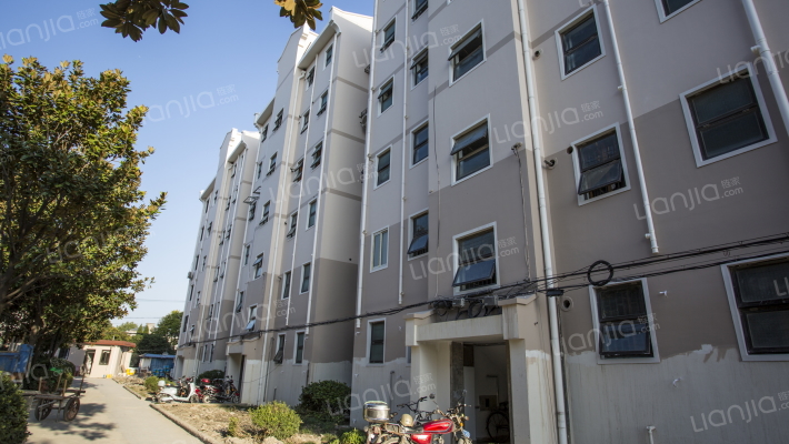 陆丰苑小区外景图