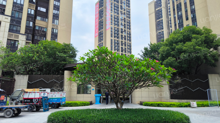 中铁诺德·阅泷外景图