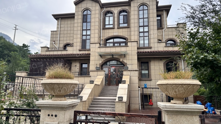 御金十二墅外景图