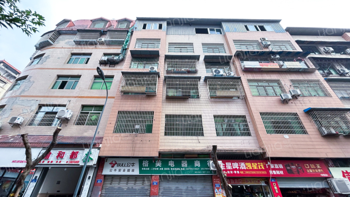 皮鞋城二路66号附8号外景图