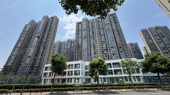 联诚雅郡外景图