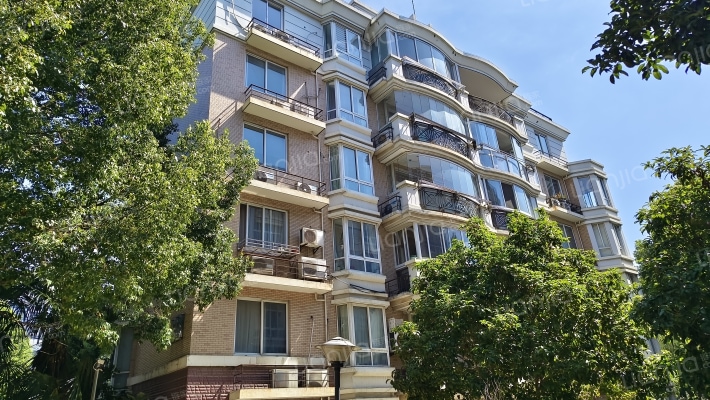 龙庭锦绣花园外景图