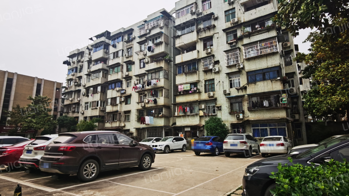 省新华书店家属院外景图