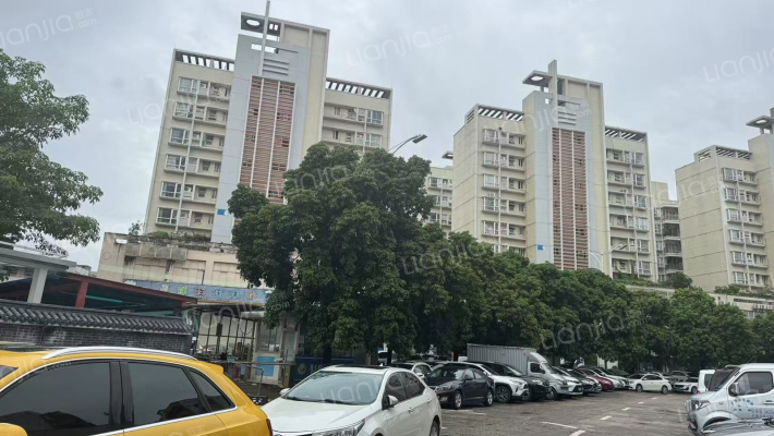 万福路二十一号楼外景图