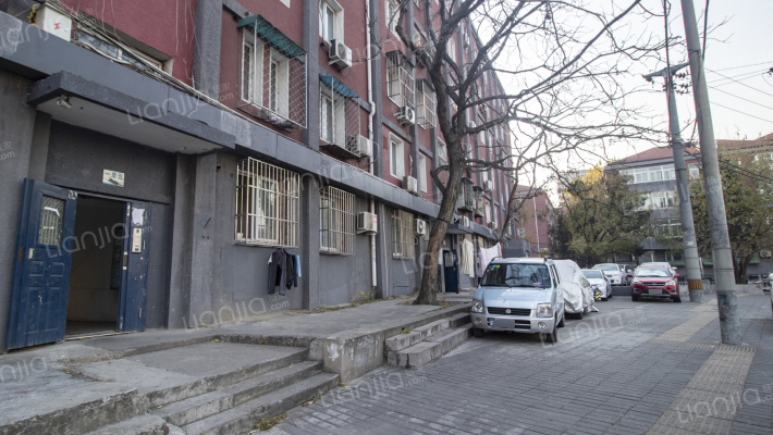 东大桥东里外景图