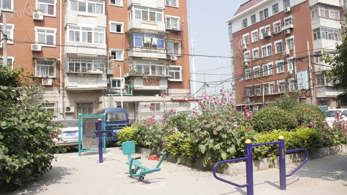 盈江东里外景图