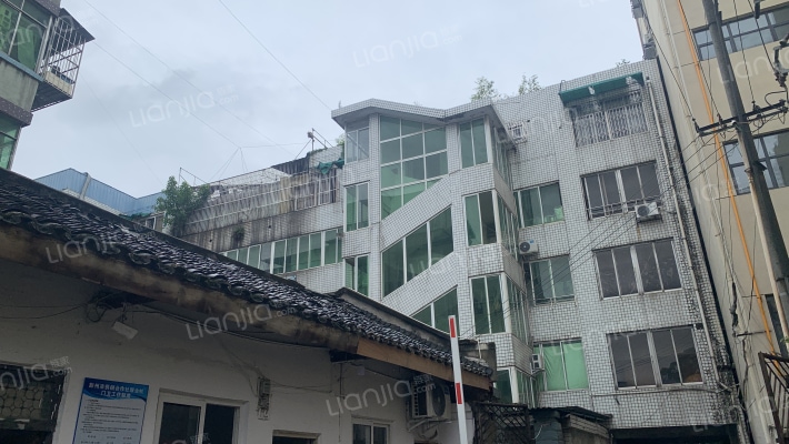 东大街95号外景图