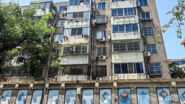 万善园一村外景图