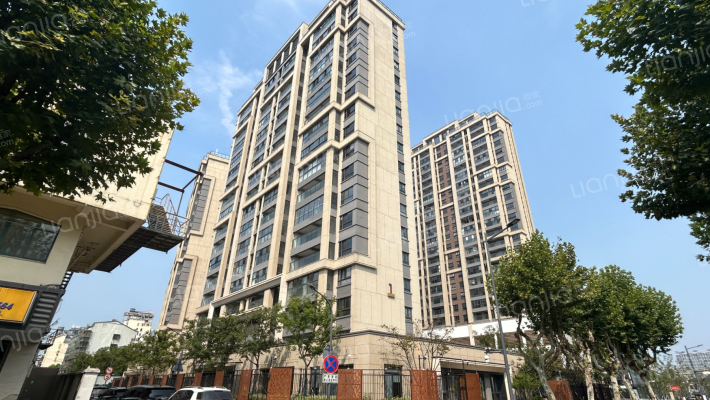 朝阳荟生活广场外景图