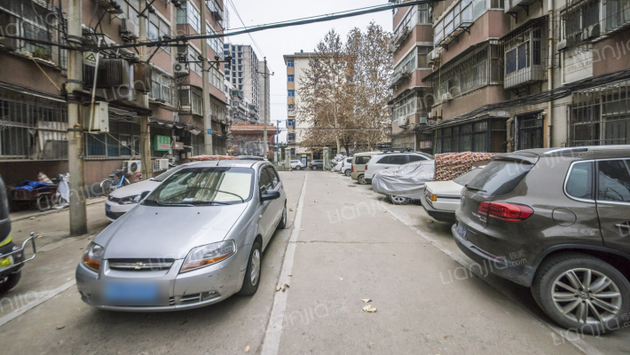 丰产路106号院外景图