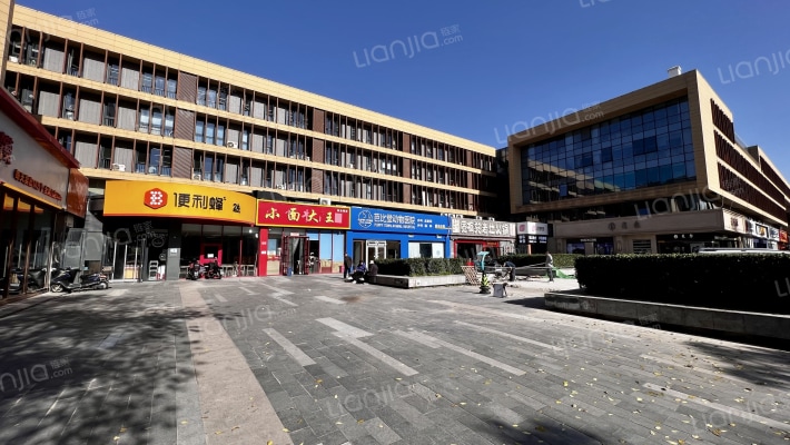 琥珀天地外景图