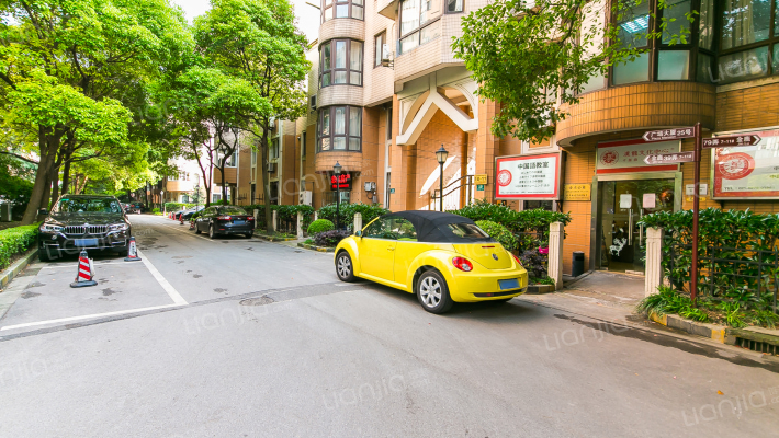 金鹿公寓外景图