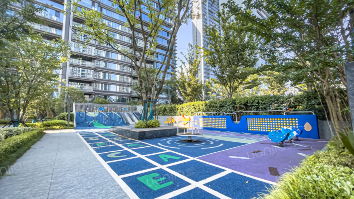 晓风印月府外景图