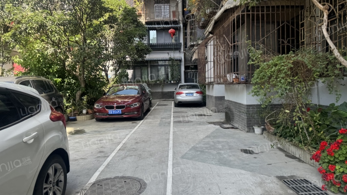 红墙巷49号外景图