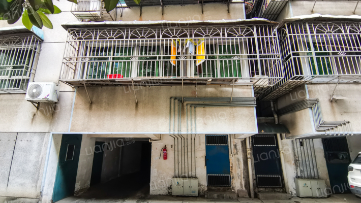 复兴街102号外景图