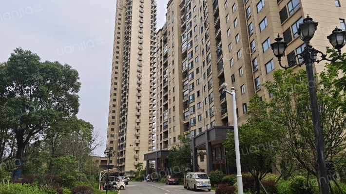 华星龙腾国际外景图