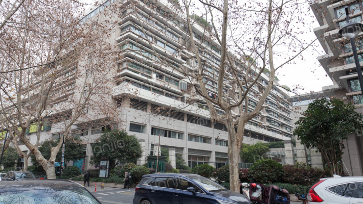 元华公寓外景图