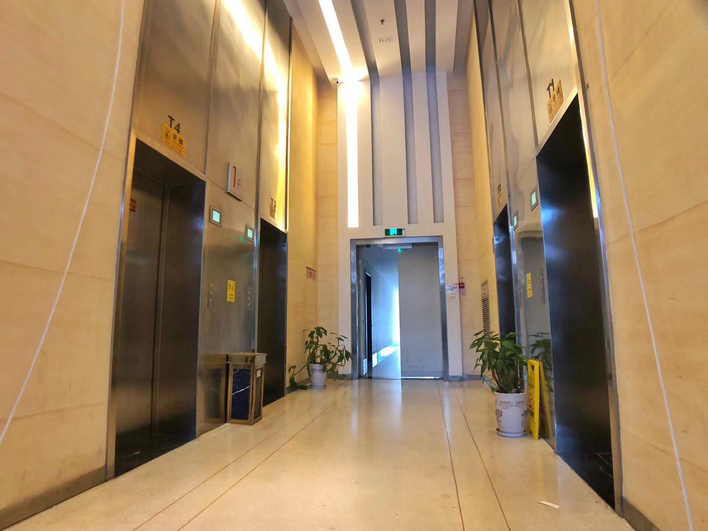 八方城小区实景 11