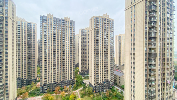 紫荆名都沁园外景图