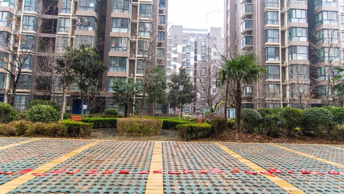 华尔兹花园外景图