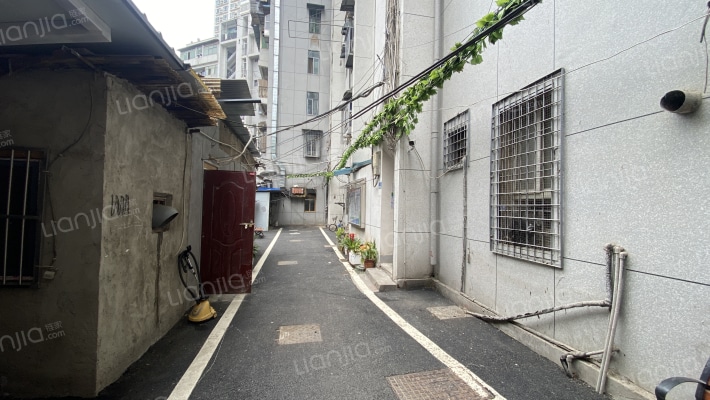 妙墩路42号外景图