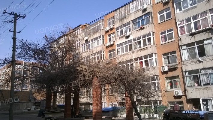 商水路33号小区外景图