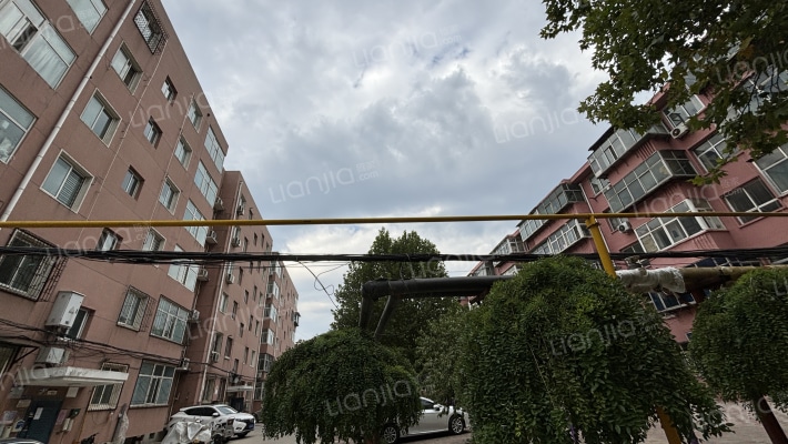 石瓷小区外景图