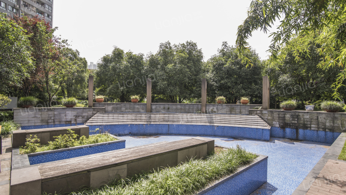 志龙玖嘉怡外景图