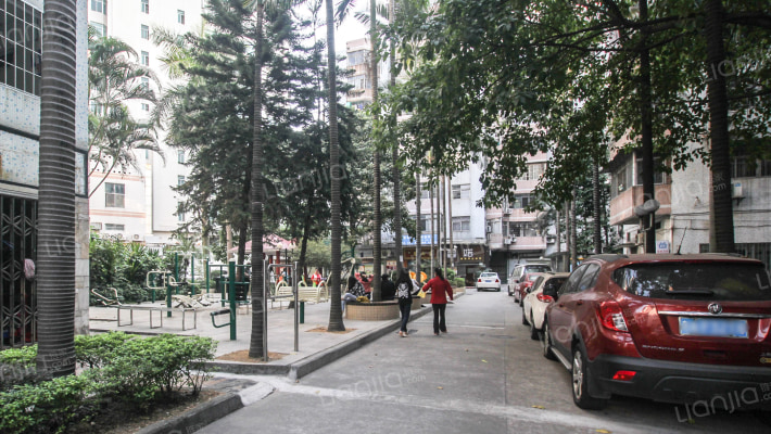 燕塘广场外景图