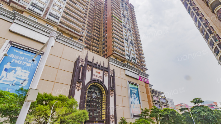 东湖花园八号小区外景图