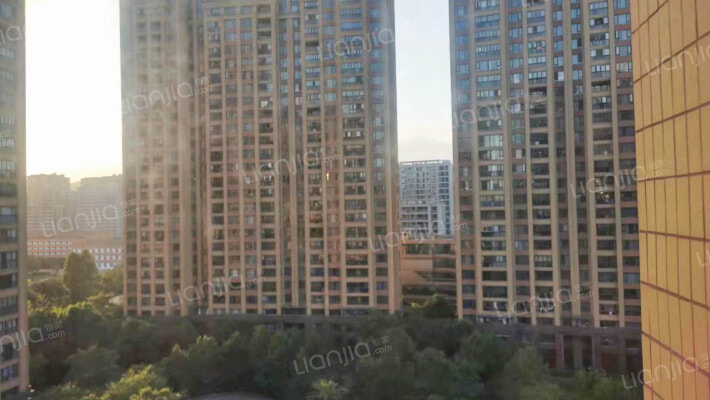 金色时代外景图