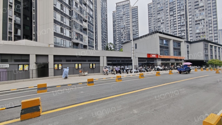 越秀TOD星航外景图