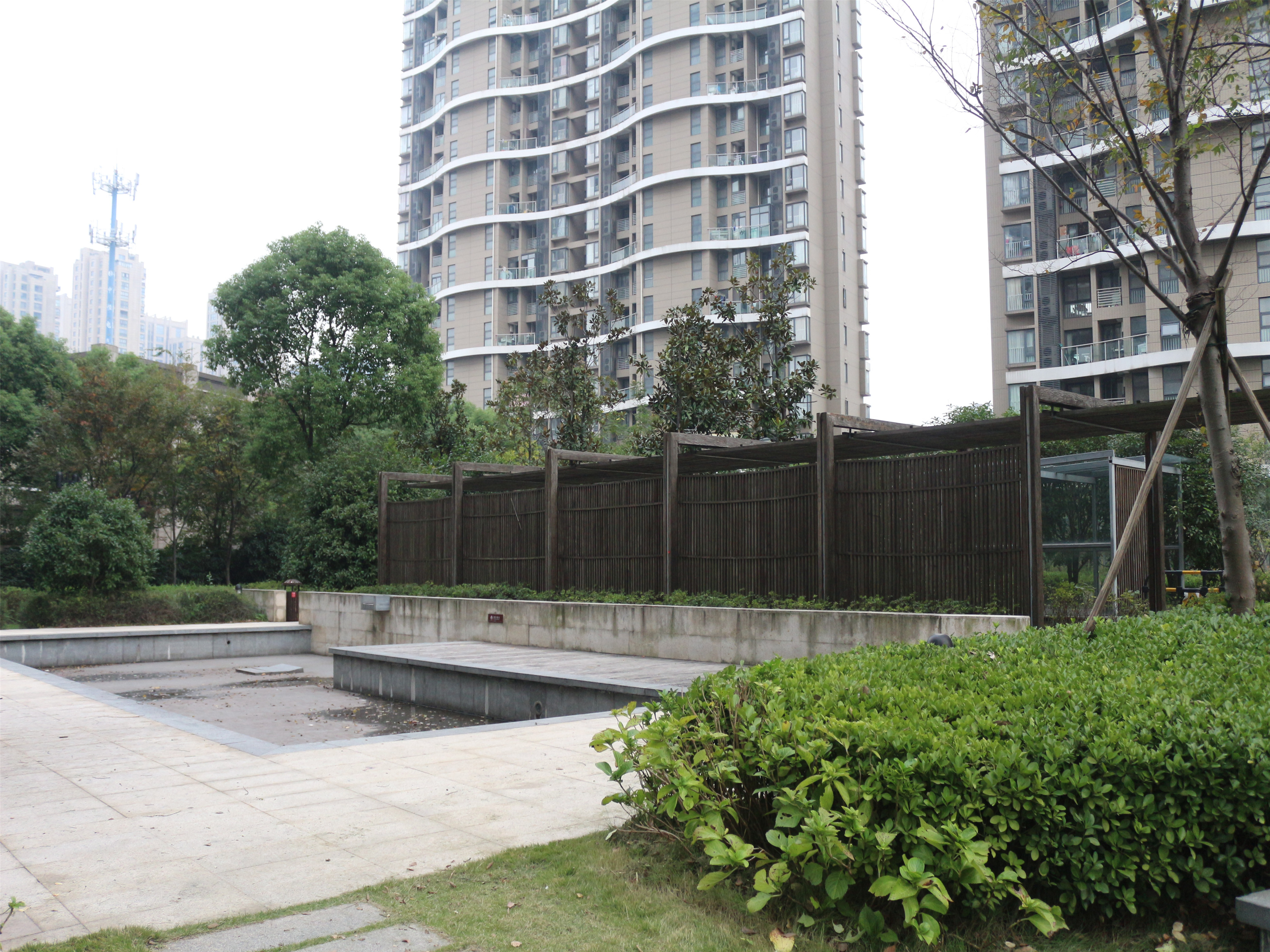 天鸿君邑小区实景 12