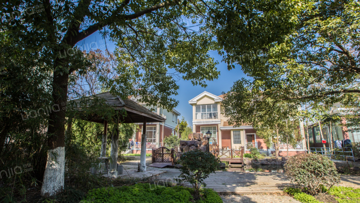 中地花园外景图