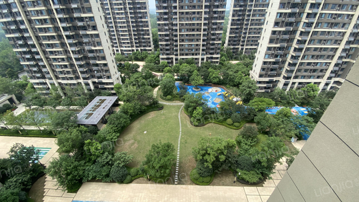 御璟江山湖山园外景图