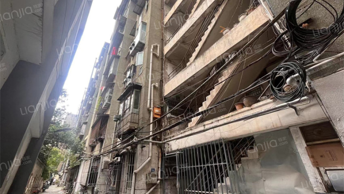 银松路116号外景图