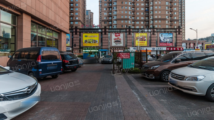 南极国际外景图