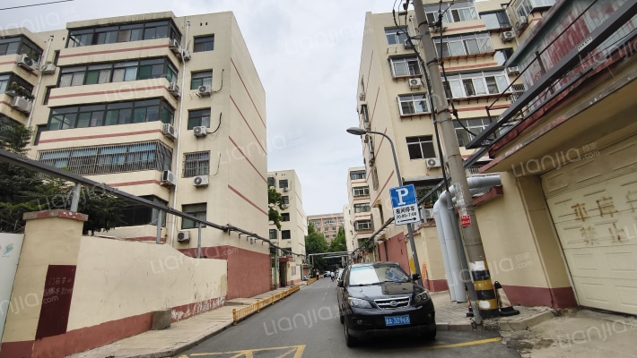 甸柳庄西路外景图