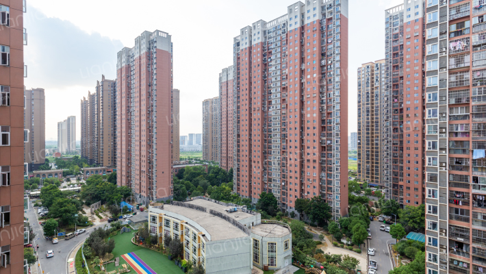 莲花湖小区二期外景图