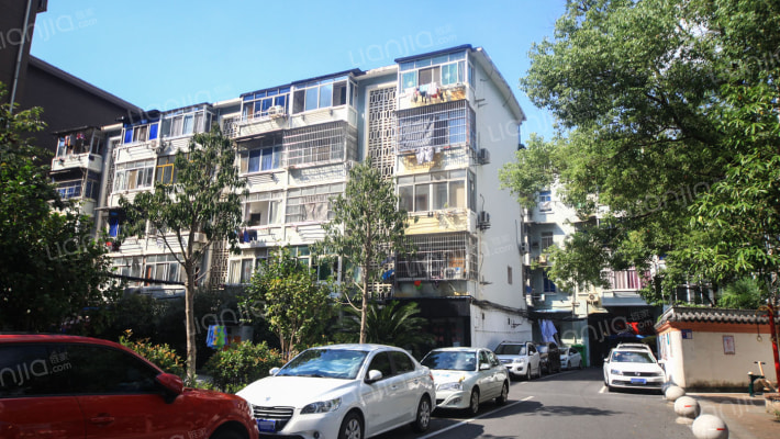 三经路制药厂宿舍北区外景图