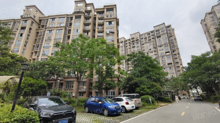 新城佳苑外景图