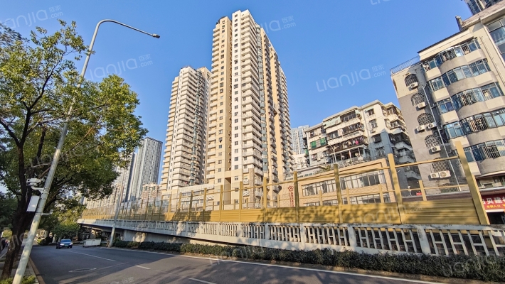 美景大厦外景图