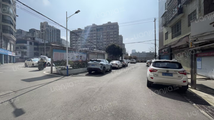 金秋花园外景图