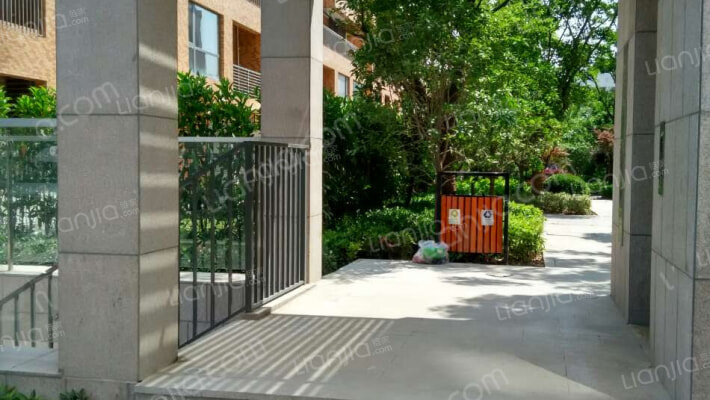 新浦江城(浦驰路1336弄)外景图