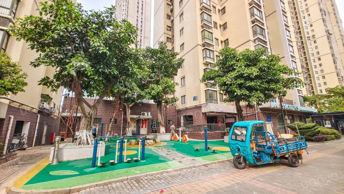 湖边花园B区西区外景图