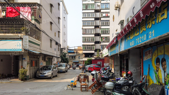 后炉新村外景图