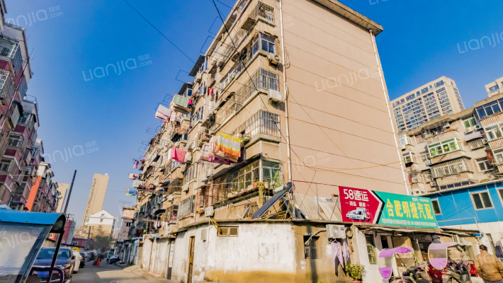 糖业烟酒公司宿舍外景图