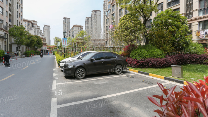 佳兆业城市广场外景图