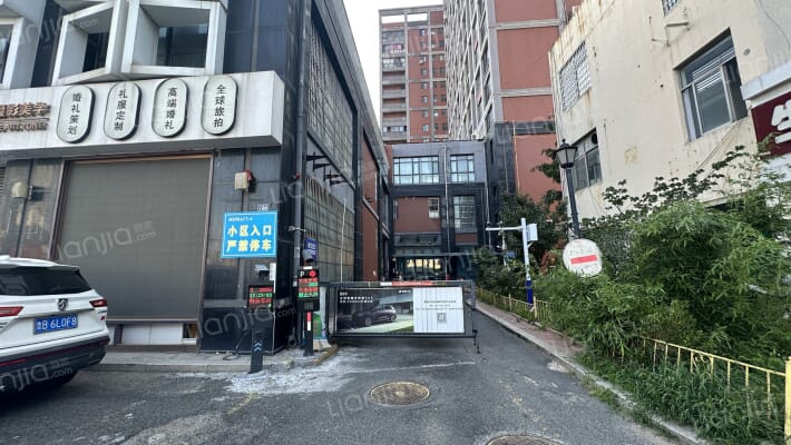 文体大厦外景图